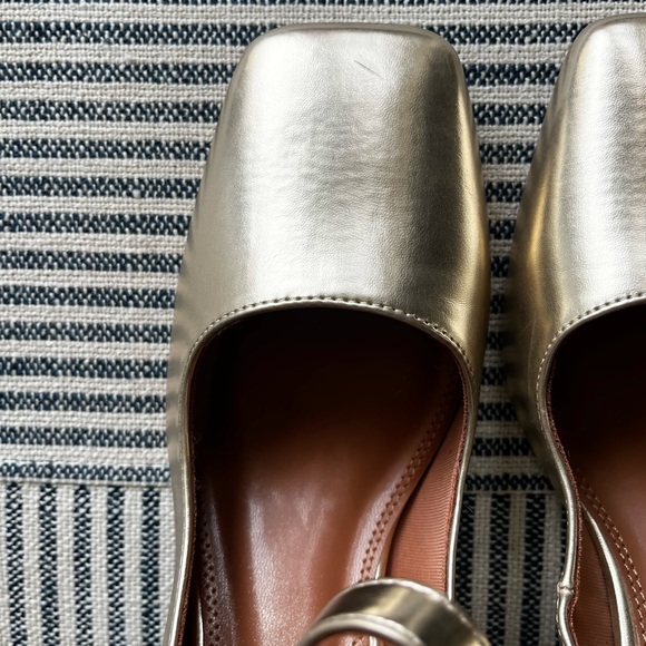 🆕 9 ASOS Design Selene Gold Metallic Mary Jane Chunky Square Heel NWT - Picture 5 of 10